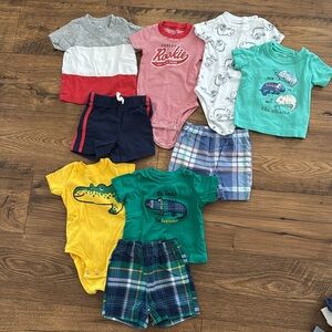 Bundle of 3 Carter’s baby boy summer sets, size 9 months